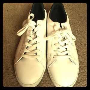 Goodfellows men’s white sneakers